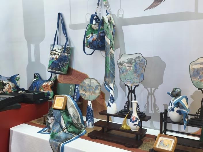 書(shū)畫(huà)藝術(shù)走進(jìn)尋常百姓家，藝術(shù)之光照亮生活日常